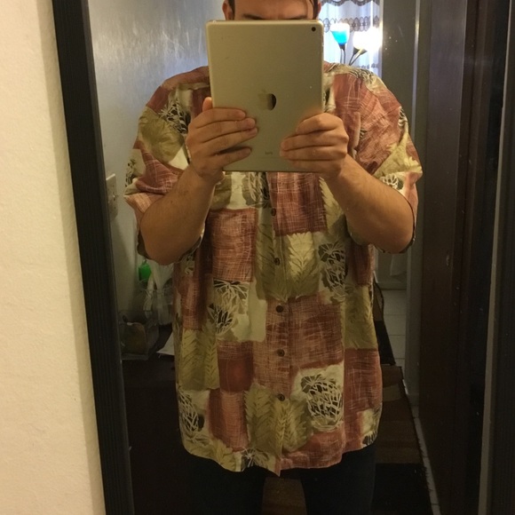 Beautiful silk shirt from Hawaii! - Picture 7 of 10